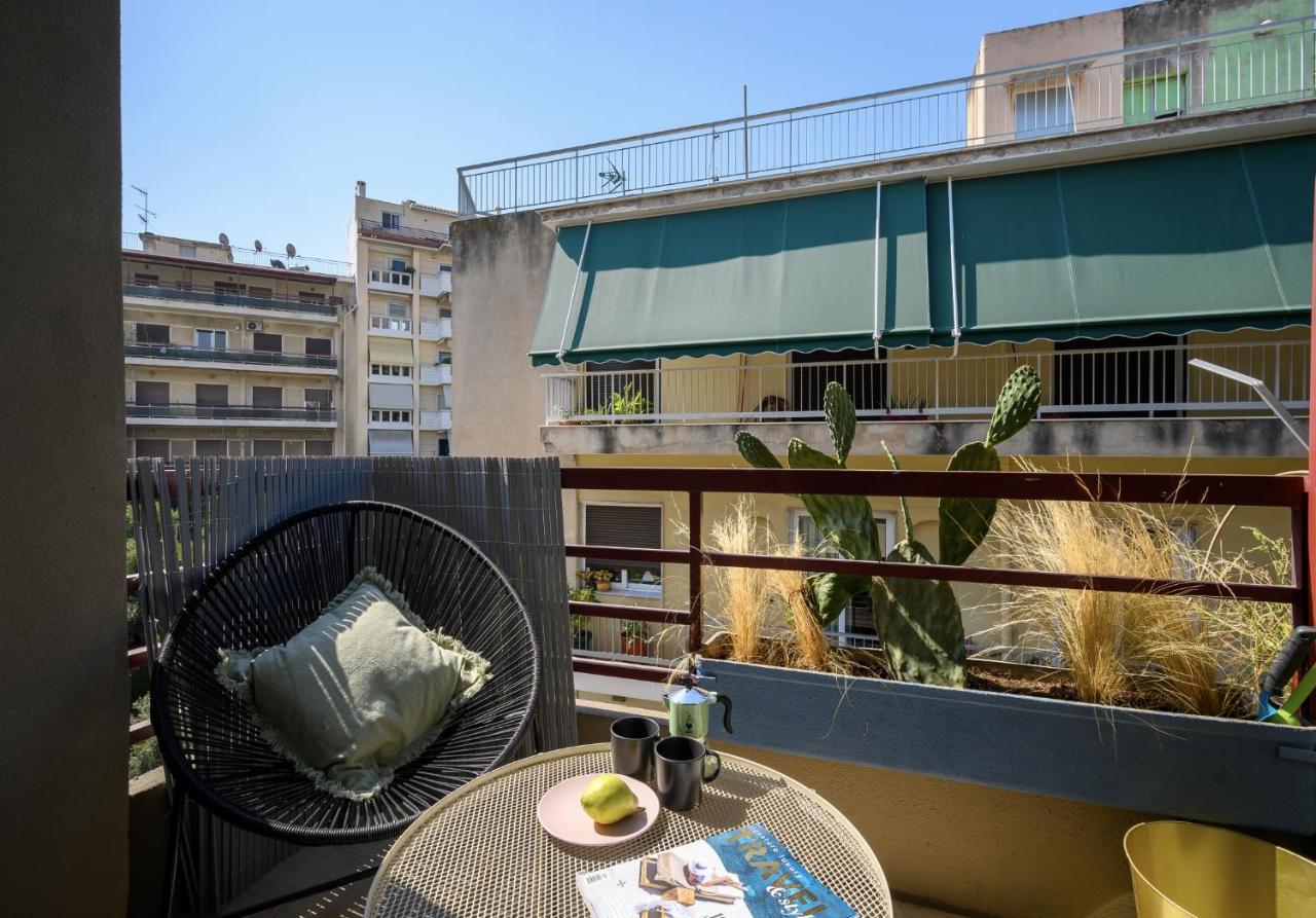 Relaxed Art Deco Maisonette Pagrati Atenas Exterior foto